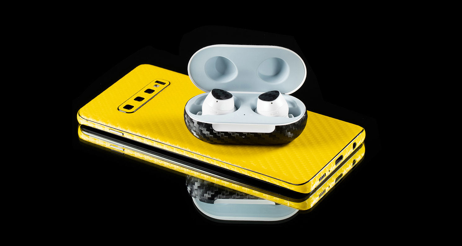 Carbon Series device skin material and finish