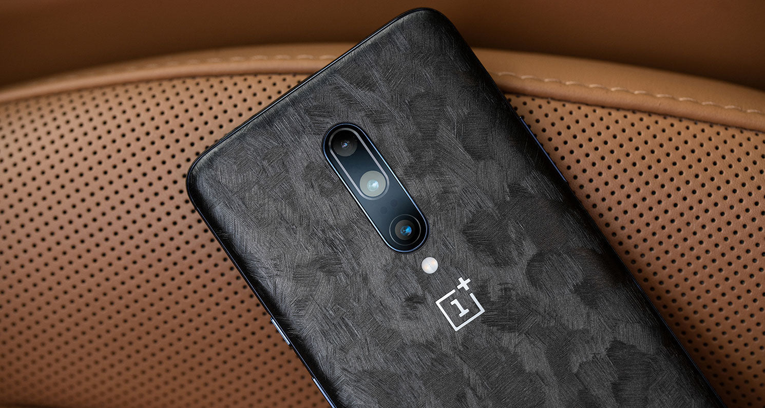 Limited Series device skin material and finish detail view 8