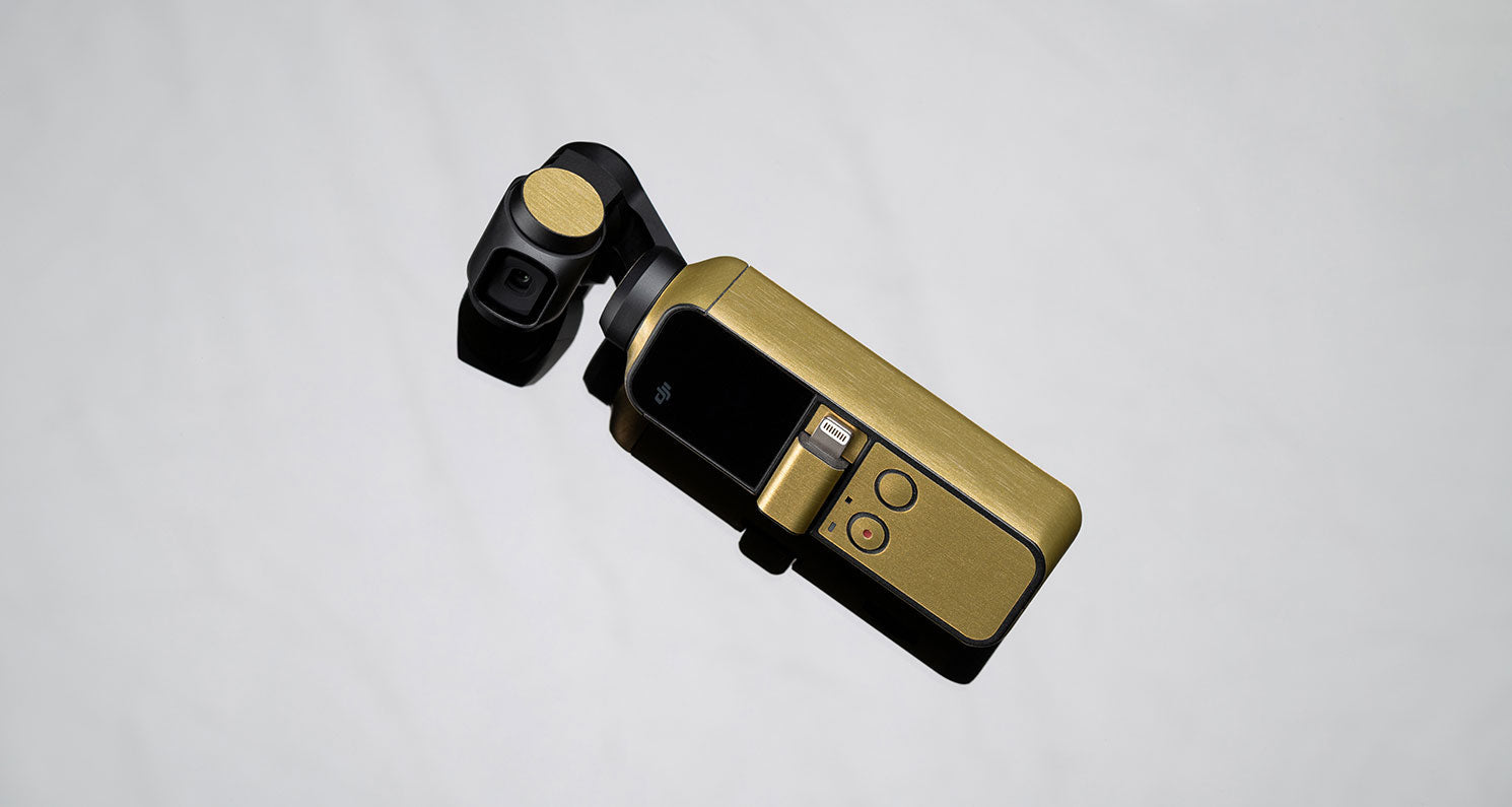 Metal Series device skin material and finish detail view 4