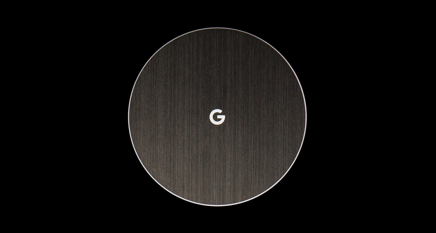 Metal Series device skin material and finish detail view 8