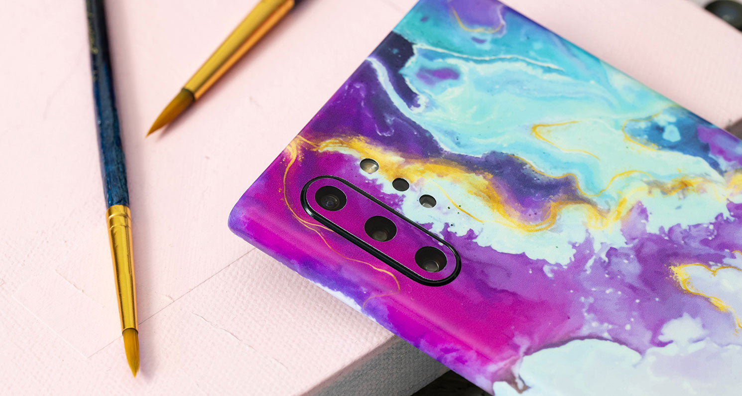 Oil Paint Series device skin material and finish detail view 2