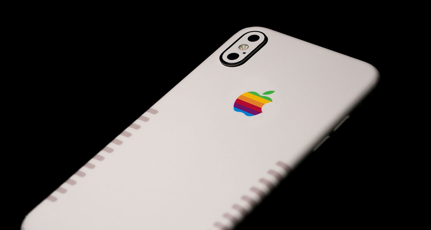 Retro Series device skin material and finish detail view 5