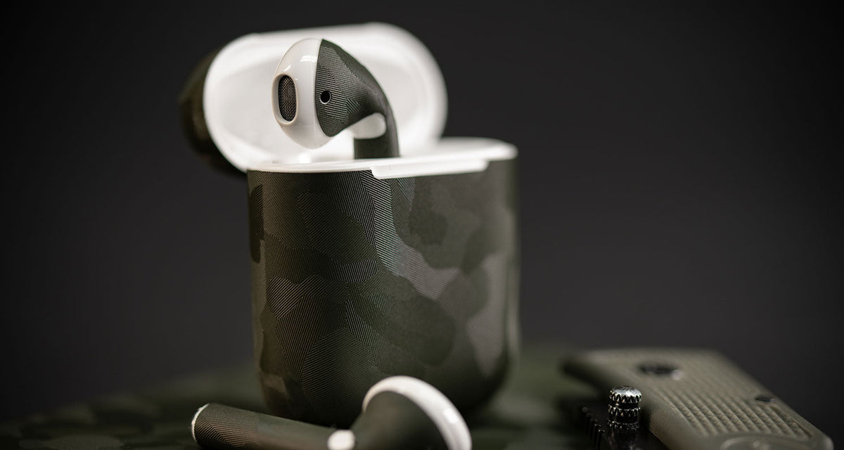 Shade Series device skin material and finish detail view 8