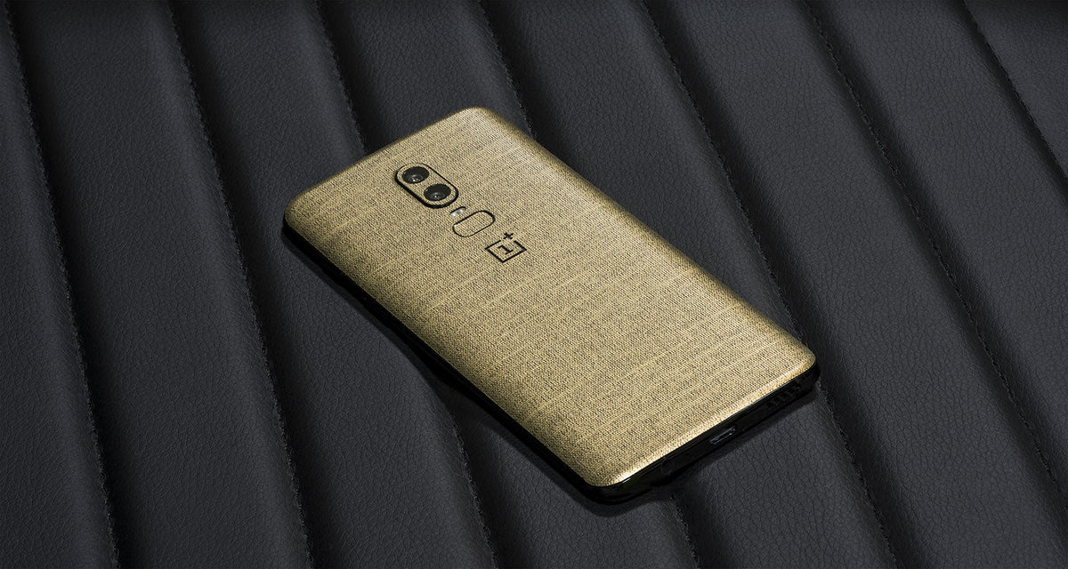 Woven Metal Series device skin material and finish detail view 5
