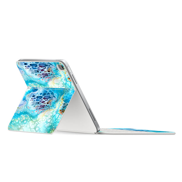 Magic Keyboard Folio for iPad (Gen 10) Oil Paint Series Arctic Waves Skin